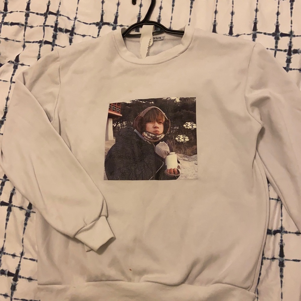 BTS V/ Kim Taehyung cute Photo Sweatshirt